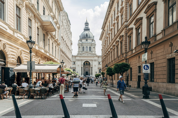 Polska ma 1,2 mld euro nadwyżki w handlu z Węgrami